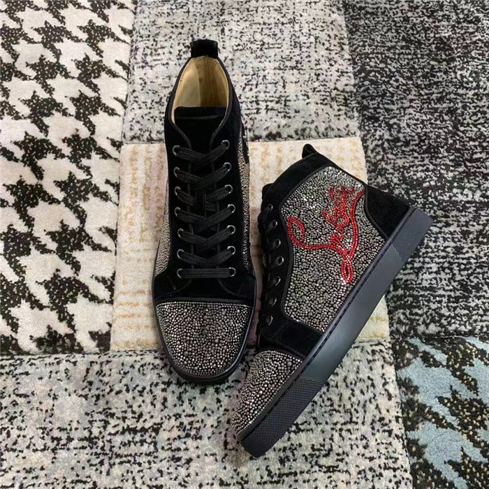chr1st1an loubout1n cusT0mize shoes