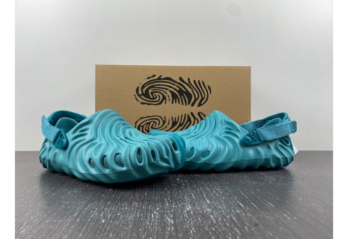 Cr0c5 pollex clog by salehe bembury urchin