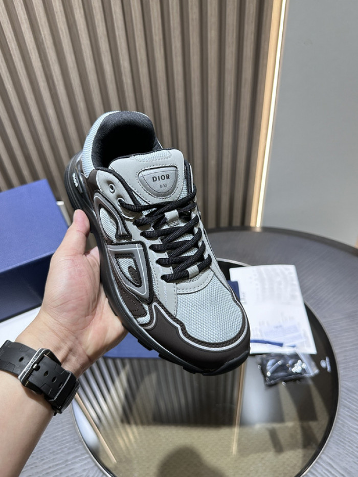 D1OR B30 SNEAKER
