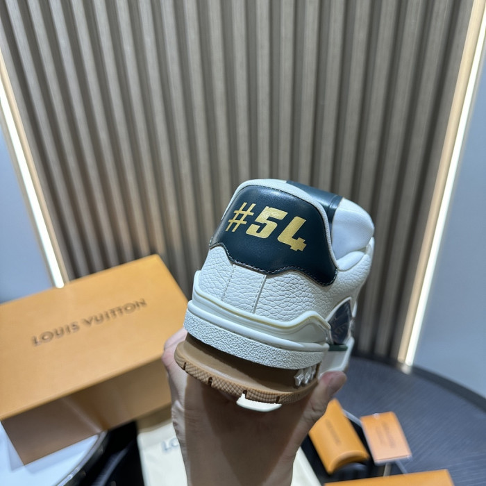 LOU1VTON SNEAKER