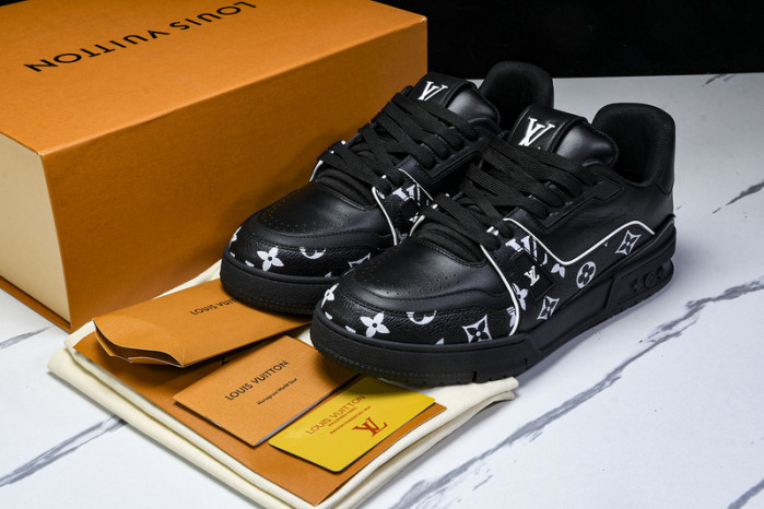 LOU1VTON SNEAKER