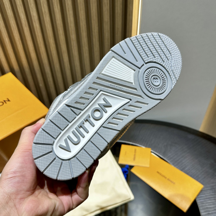 LOU1VTON SNEAKER