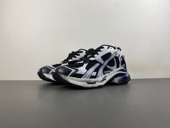 BLCG RUNNER SNEAKER (LED)