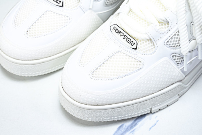 LOU1VTON SNEAKER