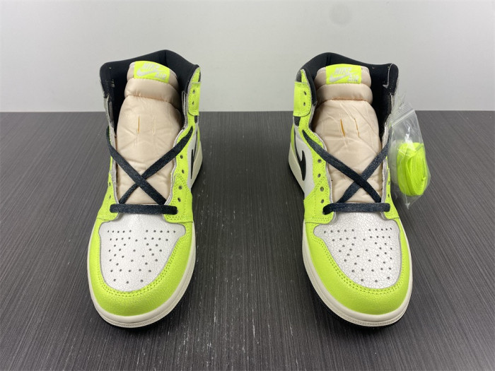 air jordan 1 high og "volt" 555088-702