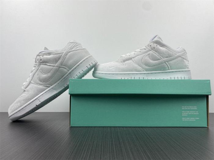 dover street market nike dunk low dh2686-100
