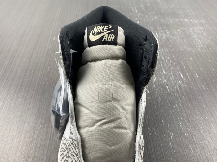 Air Jordan 1 Retro High OG "White Cement" DZ5485-052