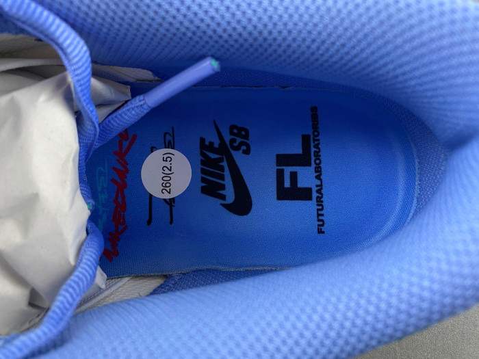 futura laboratories x nike sb dunk low fl hf6061-400