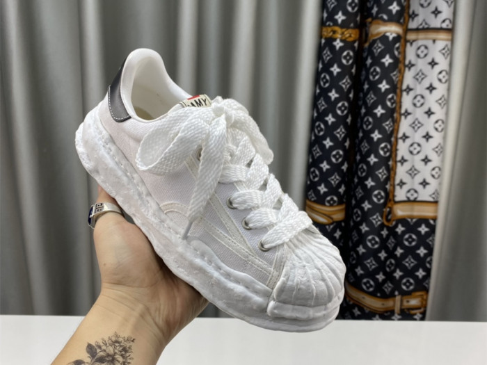Ma*s*n mihara yasuhiro low-top sneakers mmy-025