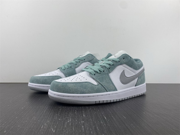 air jordan 1 low "new emerald" dn3705-301