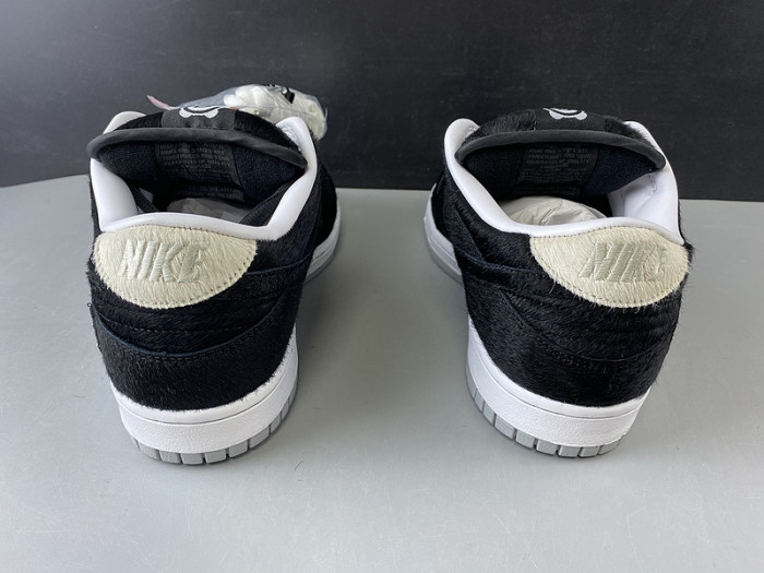 medicom toy nike sb dunk low be@rbrick cz5127-001