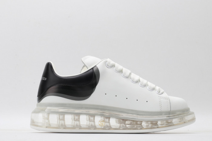 Mcqv*en oversized sneaker