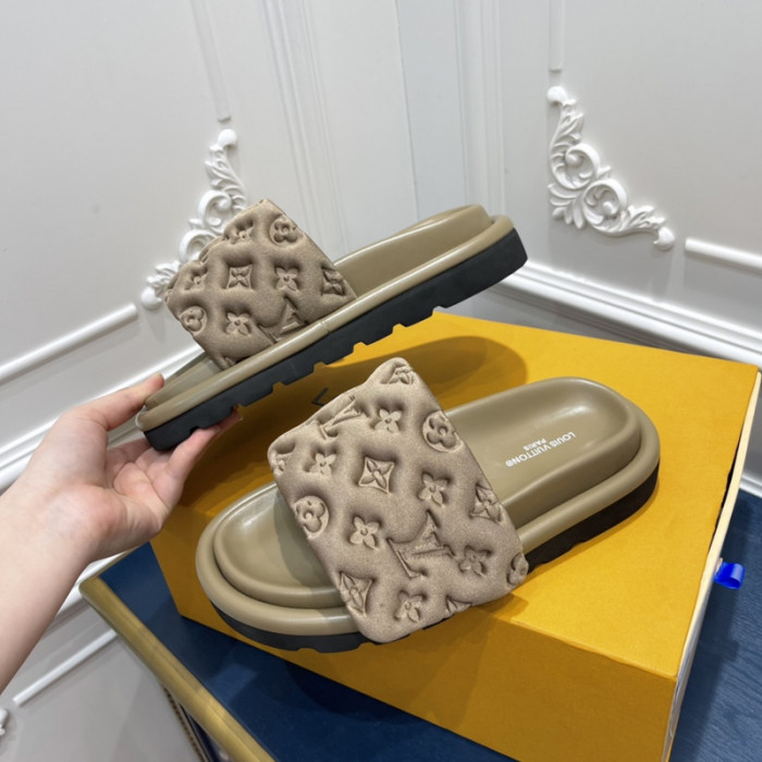 LOU1_TON POOL PILLOW COMFORT MULE (EU35-EU40)