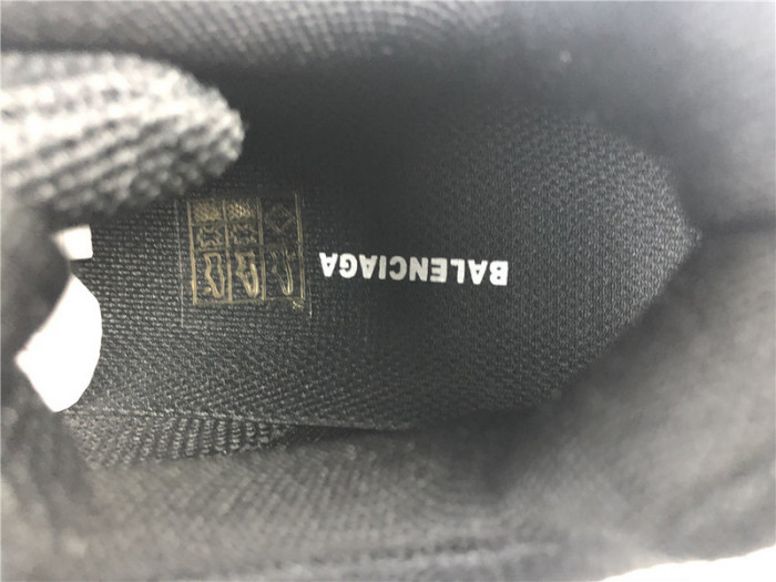 blc* triple s trainer