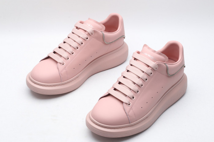 Mcqv*en oversized sneaker